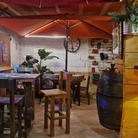 La Camisse
